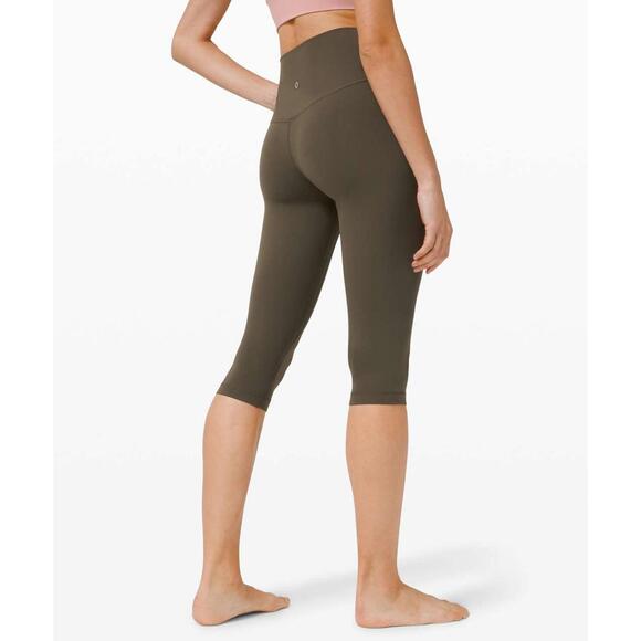 Lululemon Align High Rise Crop 17", Size 6 - Picture 3 of 8